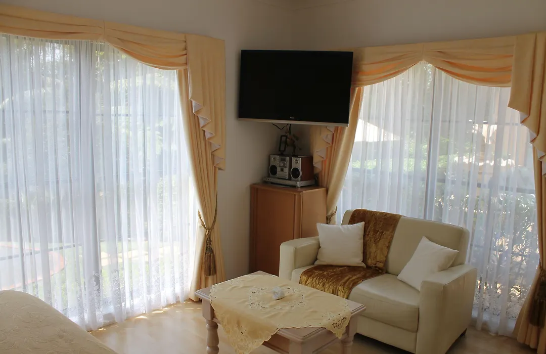 Villa Della Rosa Bed & Breakfast-1